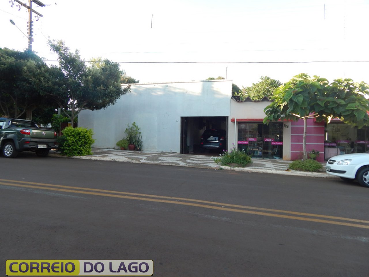 Residência de Avelino e Maria Webber. Localizada à Rua Porto Alegre 440, centro de SH. Nesta casa residem a 23 anos.