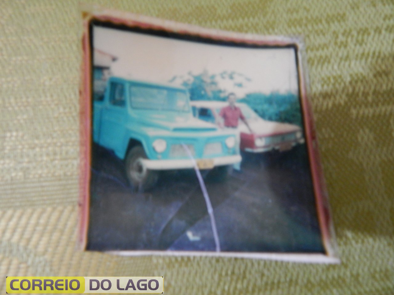 Carros de Marcelino José Galvão. Vera Cruz do Oeste. Década de 1980.