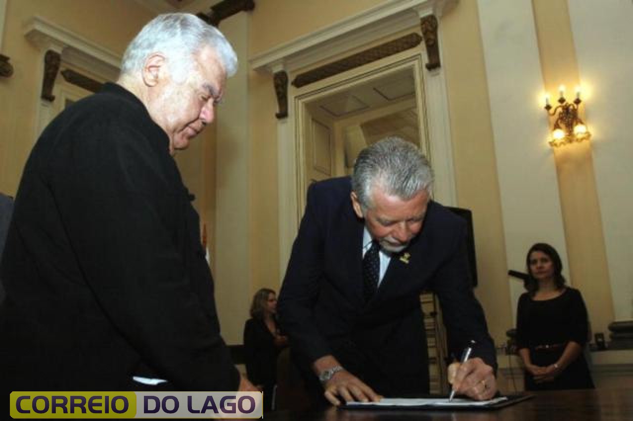 Lerner e José Fortunati na assinatura do contrato do projeto: Mais de 2 milhões!