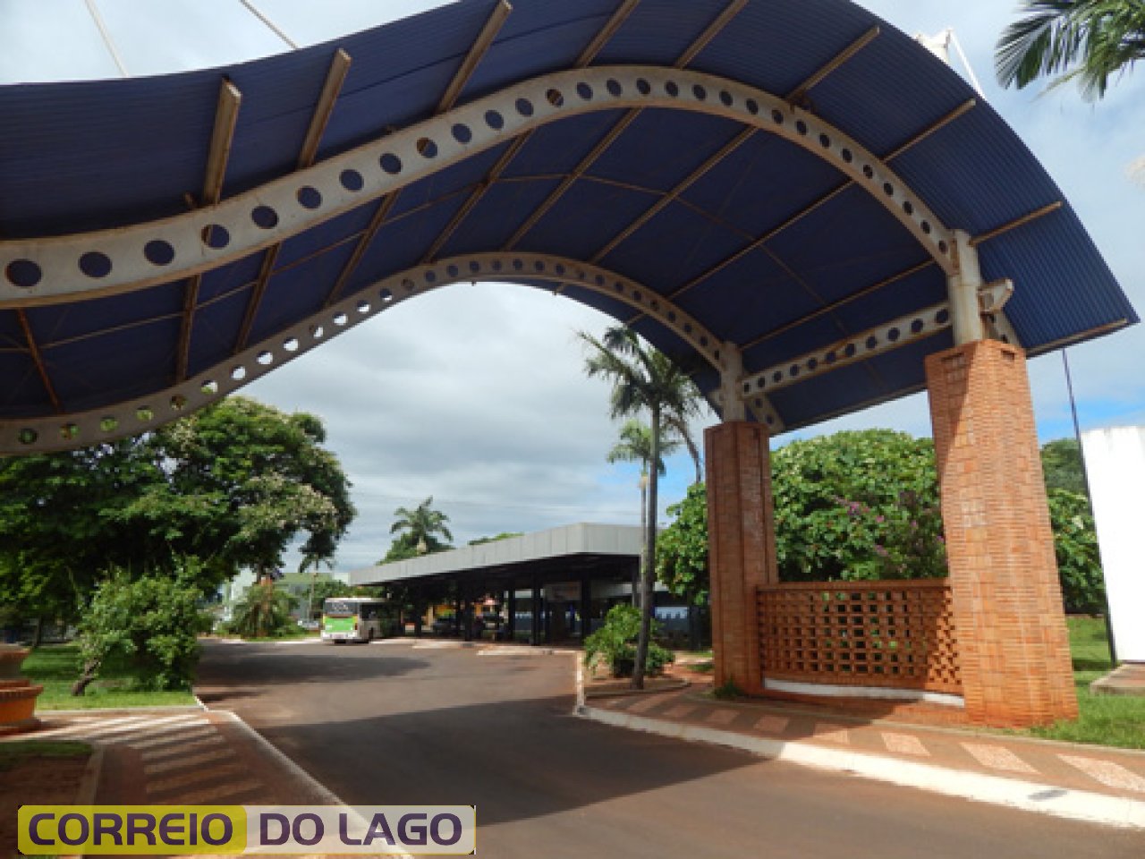 Terminal Rodoviário Marino Carvalho da Silva. SH Paraná. Foto Fevereiro de 2015
