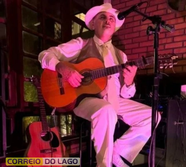 Vitor no lugar que ele mais gostava; o palco (Redes sociais)